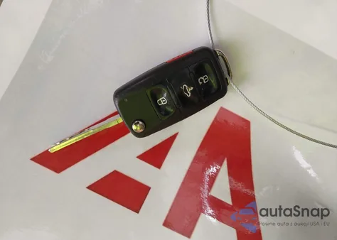 2012 Volkswagen Tiguan Se z USA, uszkodzony, nr VIN WVGAV7AX8CW570531